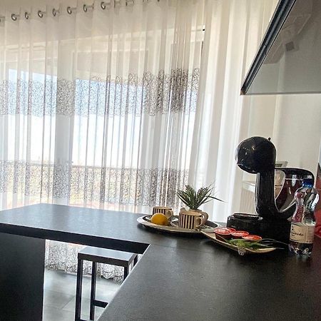 Apartament Manhattan City Center 제수프 외부 사진