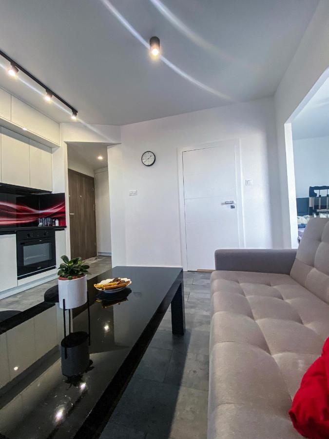 Apartament Manhattan City Center 제수프 외부 사진